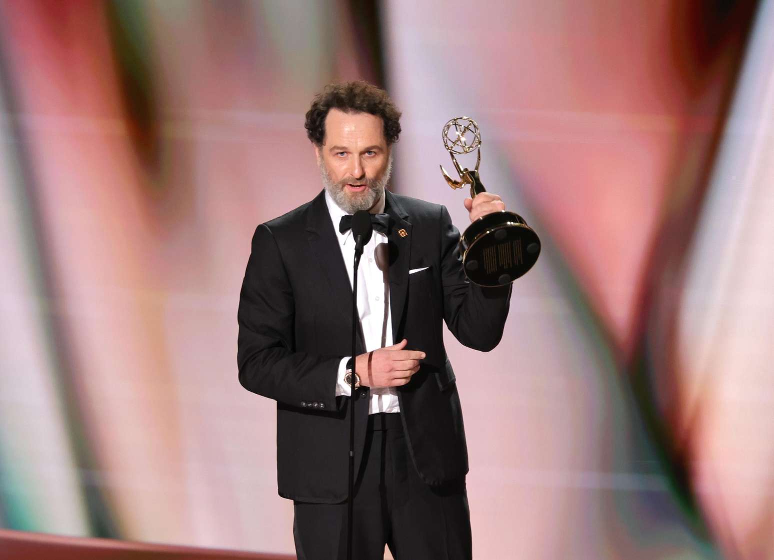 Matthew Rhys, que derrotou Short no Emmy