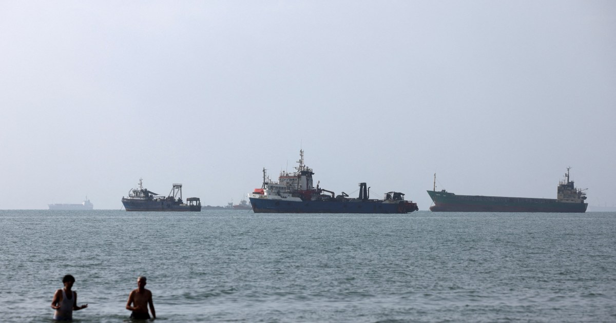 Guerra no Irã ao vivo: Omã diz que as conversas entre o Irã e os estados do Golfo no Estreito de Ormuz foram adiadas