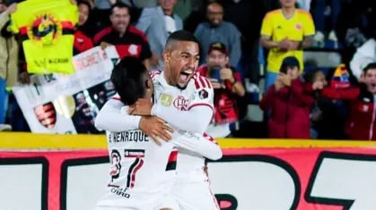Ousadia de Leonardo Jardim deu certo. Tirou Pedro, um dia depois de convocado. E Bruno Henrique desequilibrou. Flamengo venceu e ironizou Abel. ‘Desfrutem’