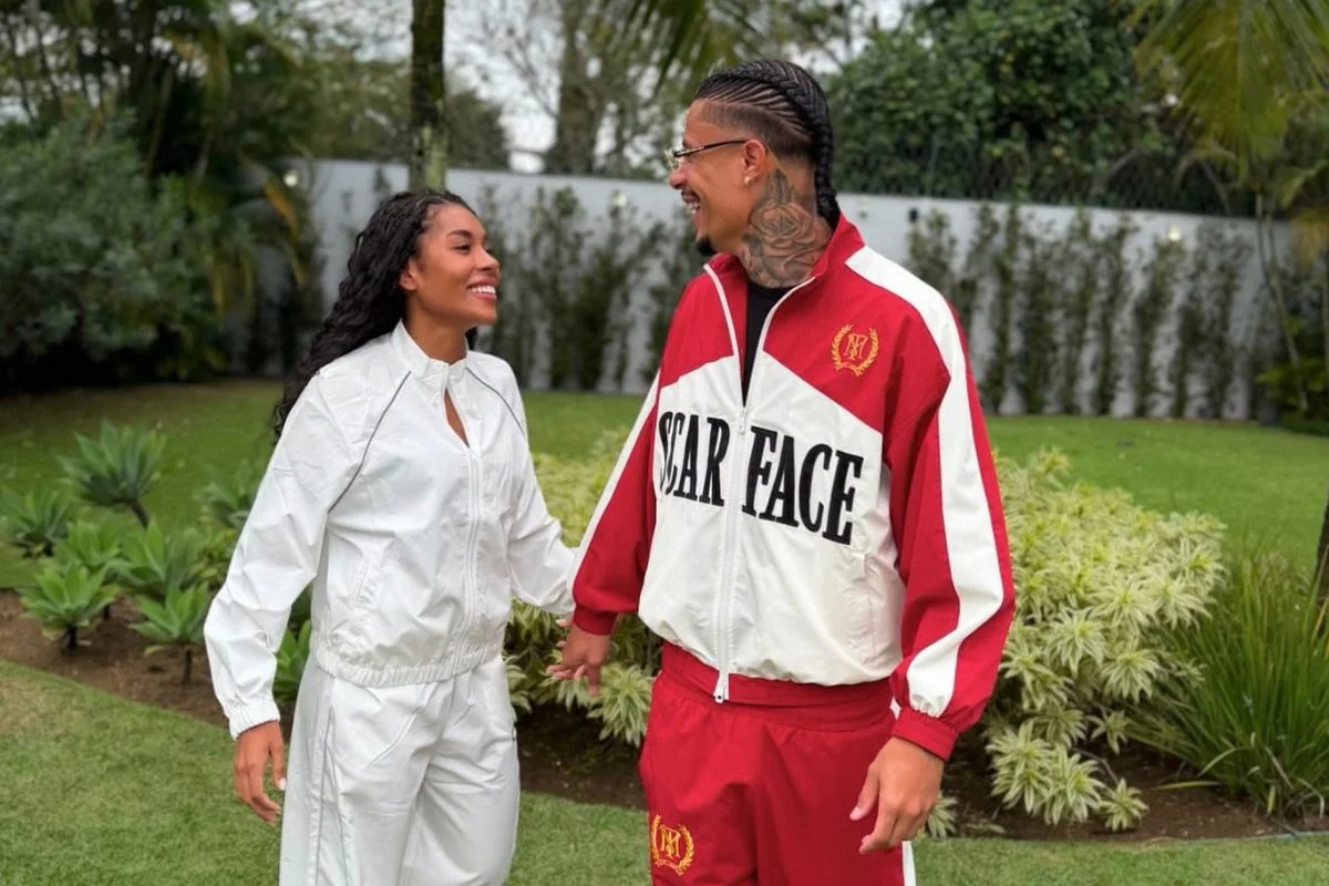Ex-BBB Giovanna Jacobina assume namoro com jogador de futebol; veja foto