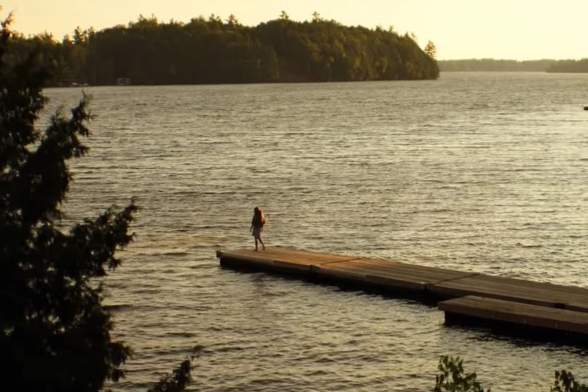 Sterling Point: veja onde ficam e como visitar os cenários da ilha fictícia