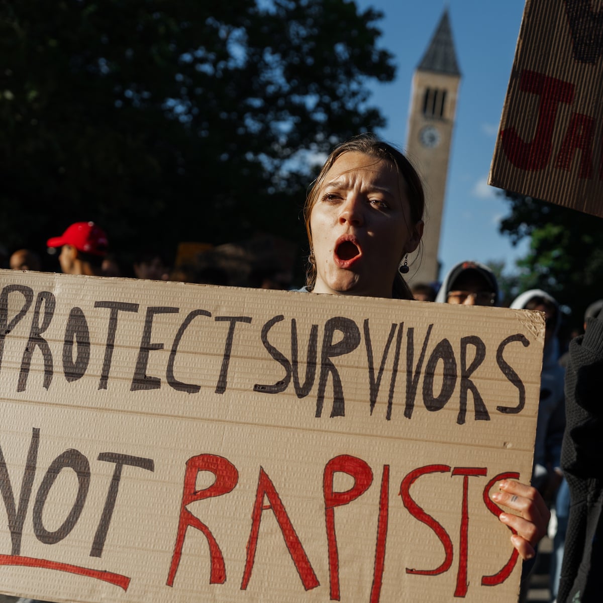 Aqui está o que conecta o caso de estupro alegado na Cornell aos anteriores: homens acusados não sendo responsabilizados de forma séria.