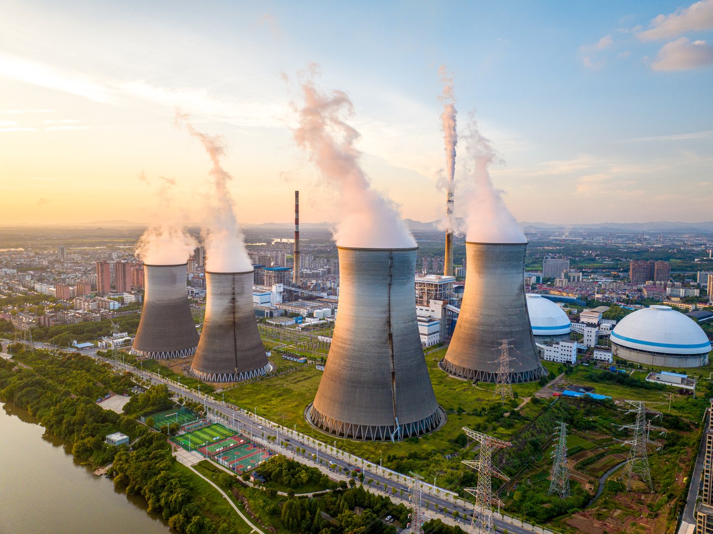 Como Ganhar $600 por Mês de uma Empresa que Constrói e Opera Usinas de Energia para Data Centers