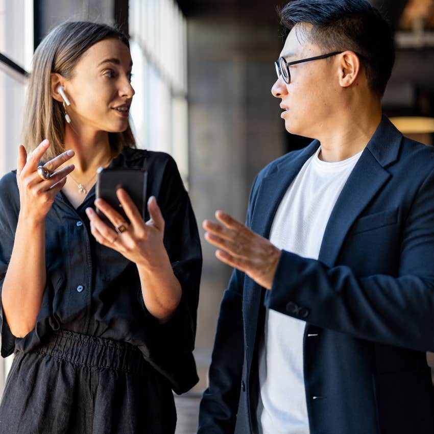 Pessoas que sempre falam sobre o quão ocupadas estão costumam usar 6 frases que na verdade fazem elas soarem incompetentes
