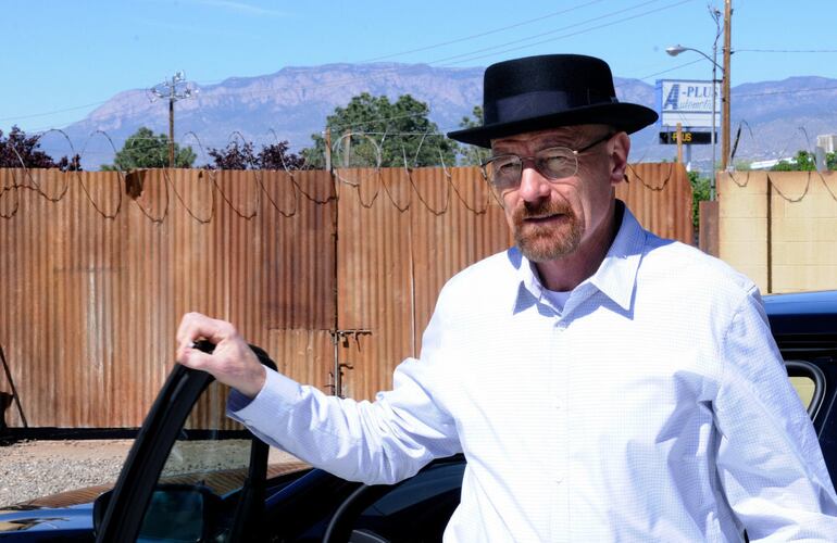 Bryan Cranston lamenta morte de RJ Mitte, seu filho em 'Breaking Bad': 'Estou em profundo desespero'