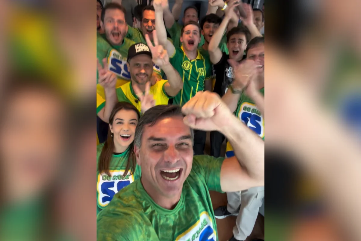 Imagem da matéria: Com Cleitinho e Tarcísio em BH, Flávio diz que mineiros não serão ameaçados