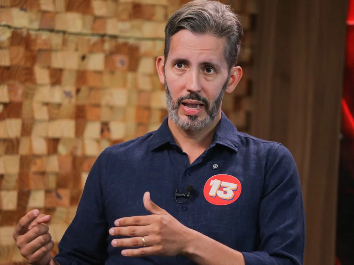 Grass mira votos nulos, brancos e de rivais para vencer segundo turno no DF
