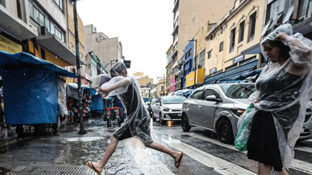 Clima: país tem chuvas fortes no Sul e Sudeste e tempo seco no Nordeste