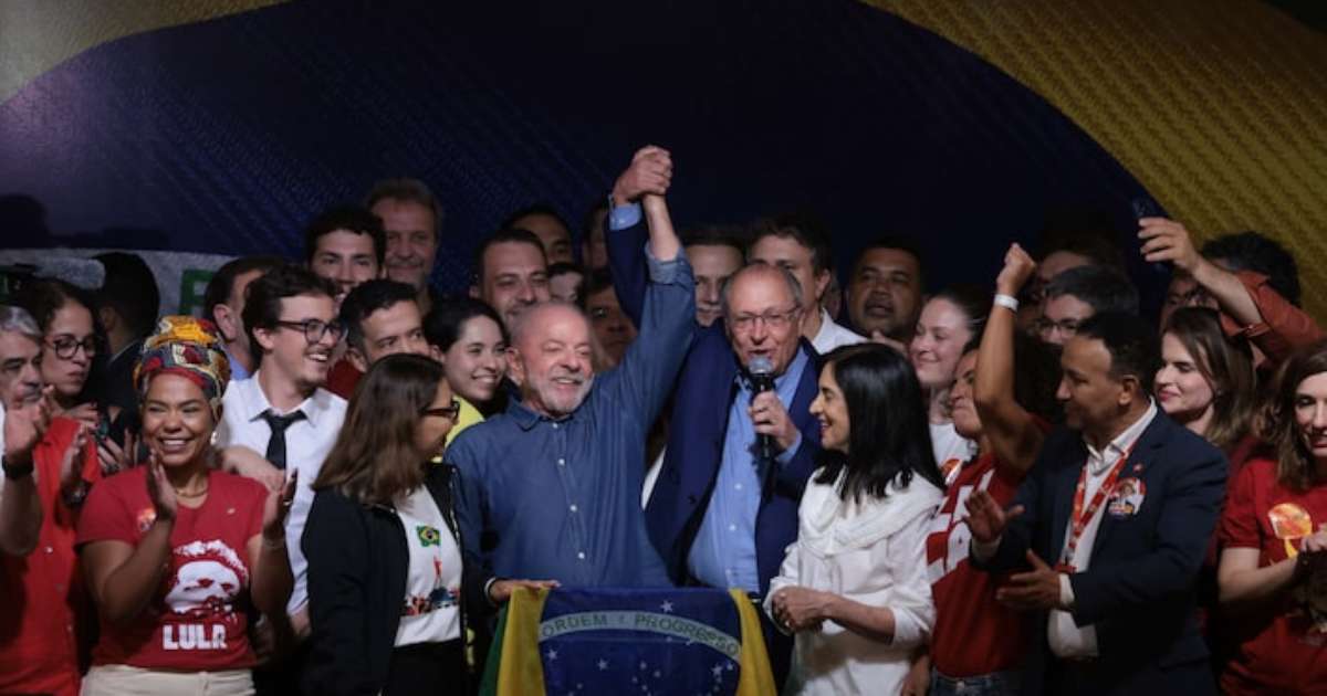 Centrão reconhece vitória de Lula e isola Flávio Bolsonaro na contestação das eleições