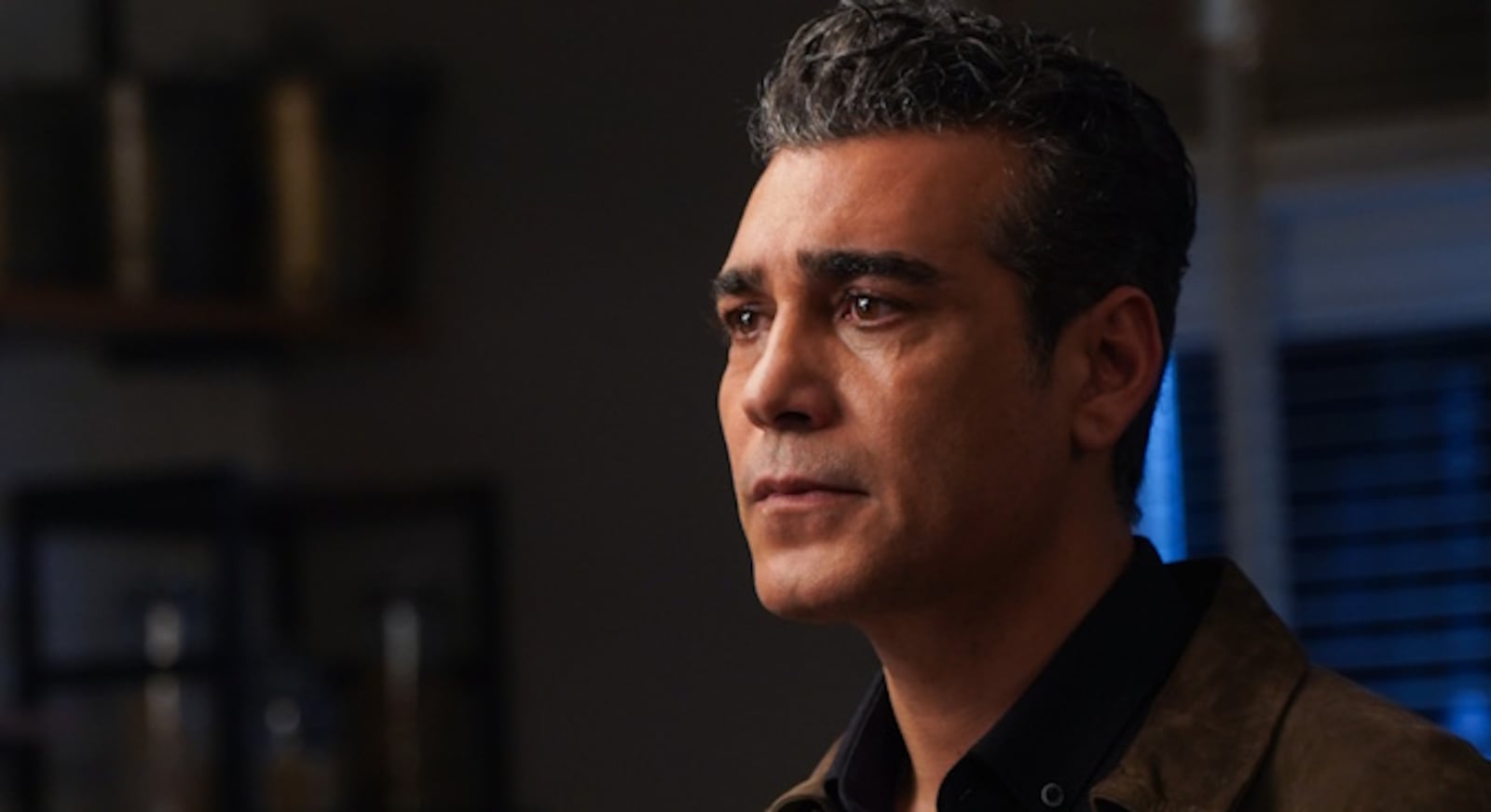 Volkan sofre com partida de Asya Divulgação/Seriella Productions