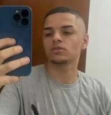 Jovem morto com 27 tiros da PM é velado em cemitério da zona sul de SP Gustavo Munis de Santana foi atingido por disparos durante ocorrência de tentativa de suicídio no último sábado (10/10) Foto: Reprodução/Rede Social / Estadão
