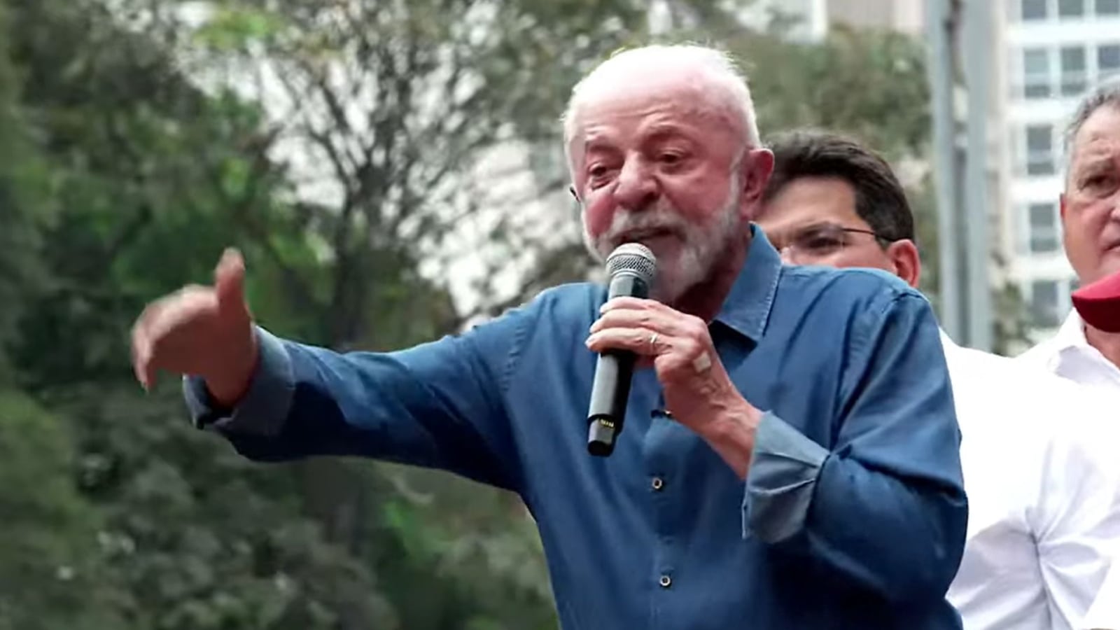 Lula comparou Flávio Bolsonaro a Javier Milei Reprodução/Youtube