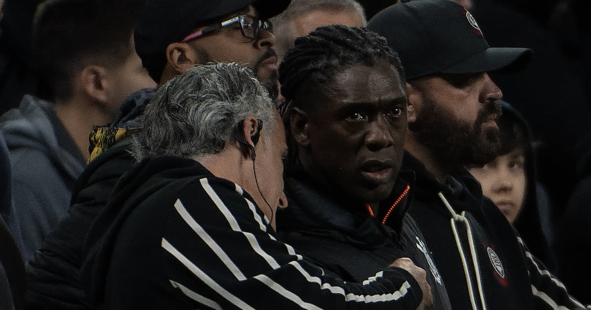 'VAR salva Seedorf': estreia do holandês no Corinthians repercute em jornal espanhol