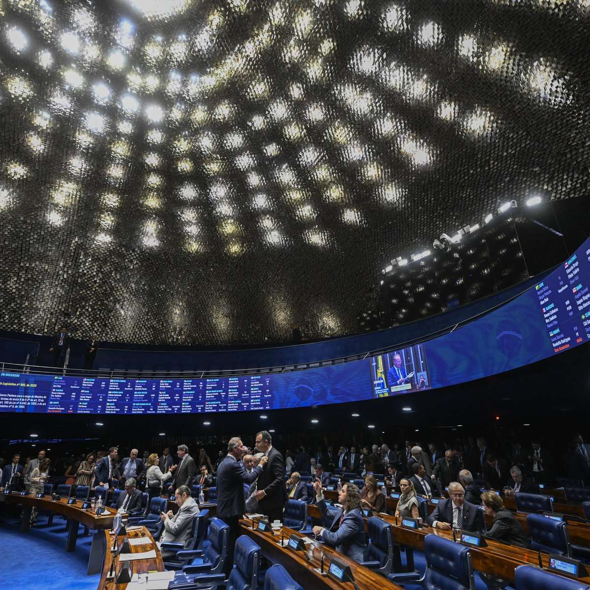 PL ocupa 19 cadeiras no Senado e o PT 6: confira quem são os 54 senadores eleitos