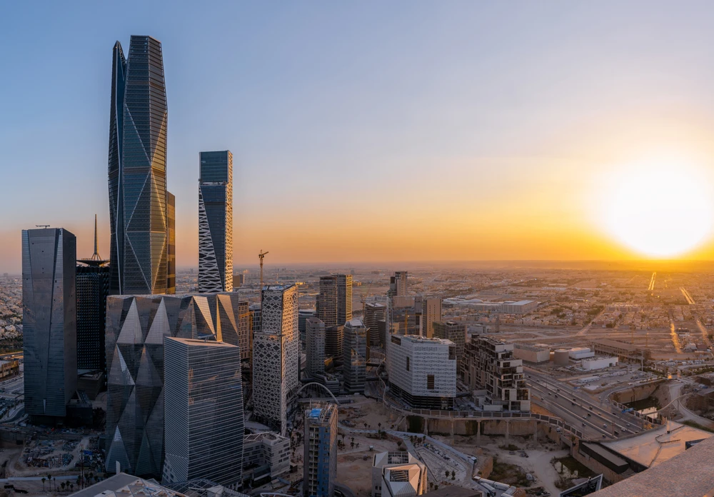Arábia Saudita e Emirados Árabes Unidos devem impulsionar o crescimento do crédito privado no GCC: Moody's