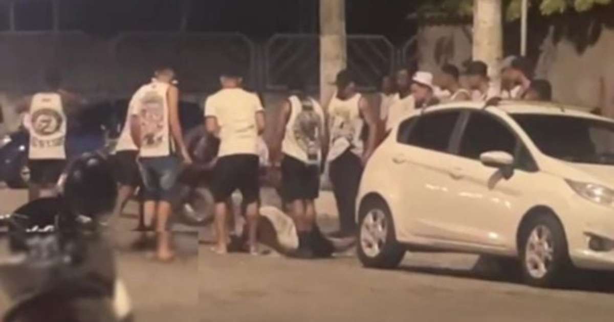 Advogado é espancado após se recusar a tirar camisa de torcida do Vasco
