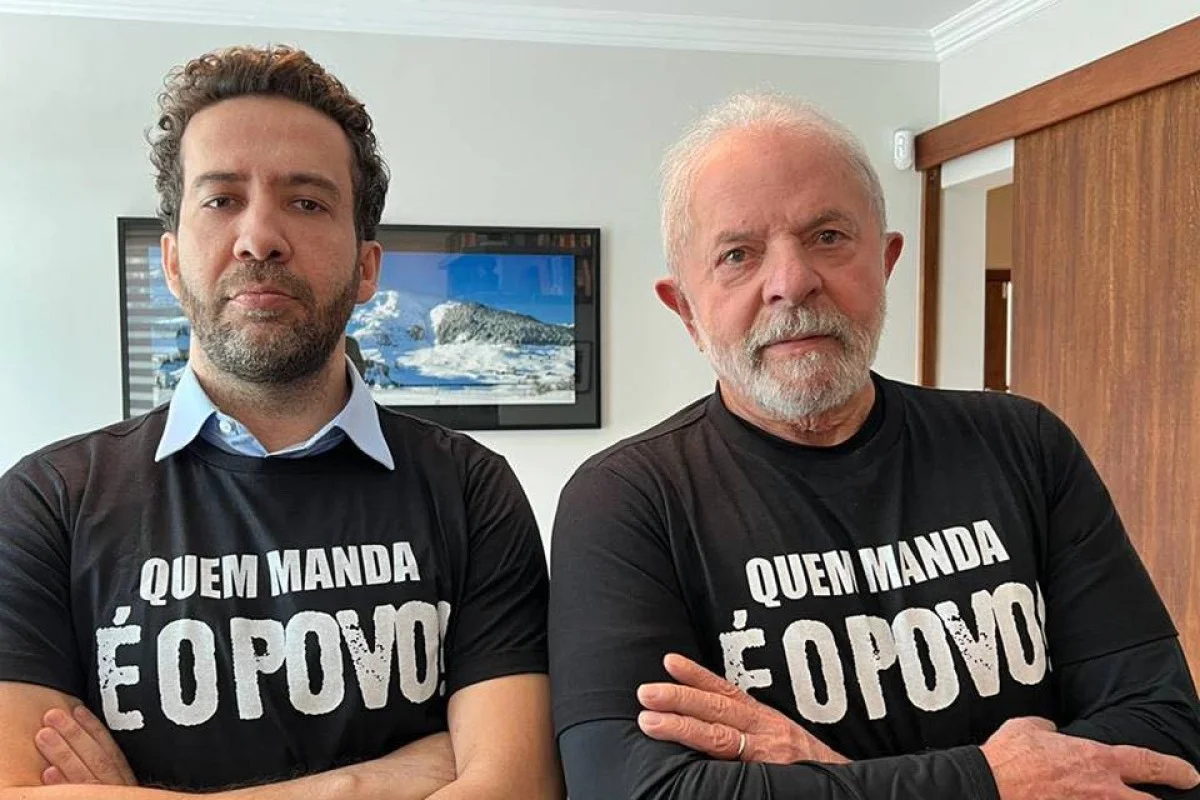 Janones convoca apoiadores em "última missão" do canal "Exército do Lula"