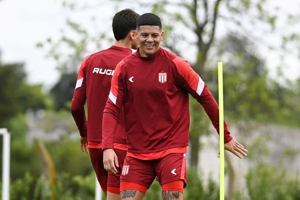 Foto colorida de Marcos Rojo - Metrópoles