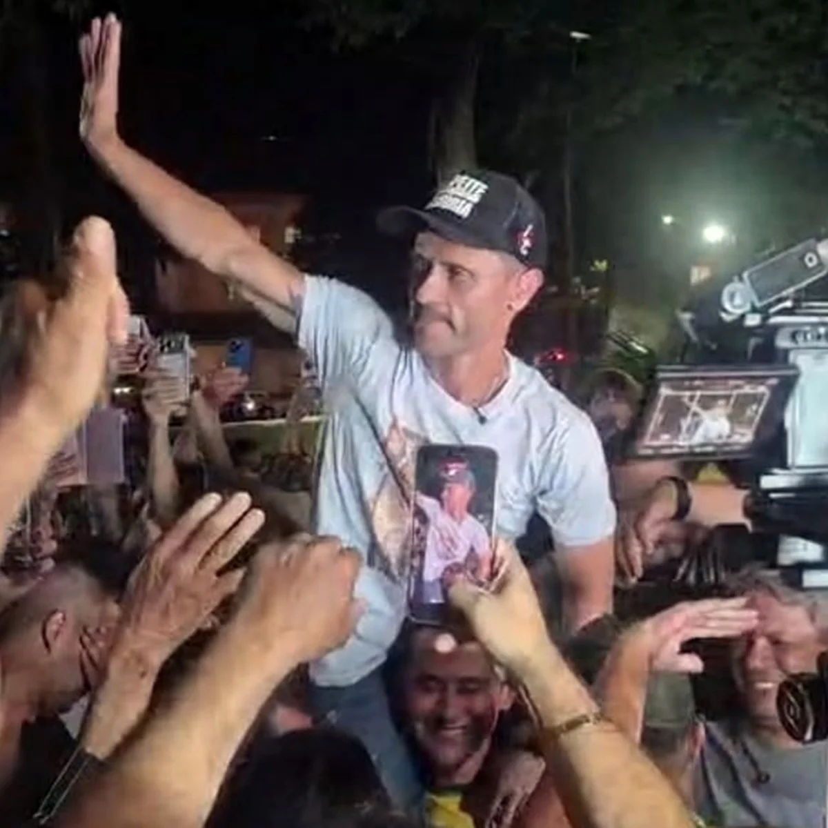 Cleitinho declara seu apoio a Flávio Bolsonaro no 2° turno