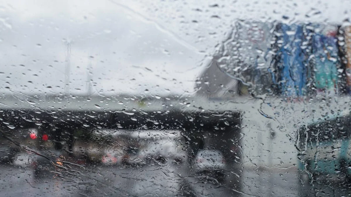 Temporal no Sudeste, frio no Sul: veja previsão para o fim de semana