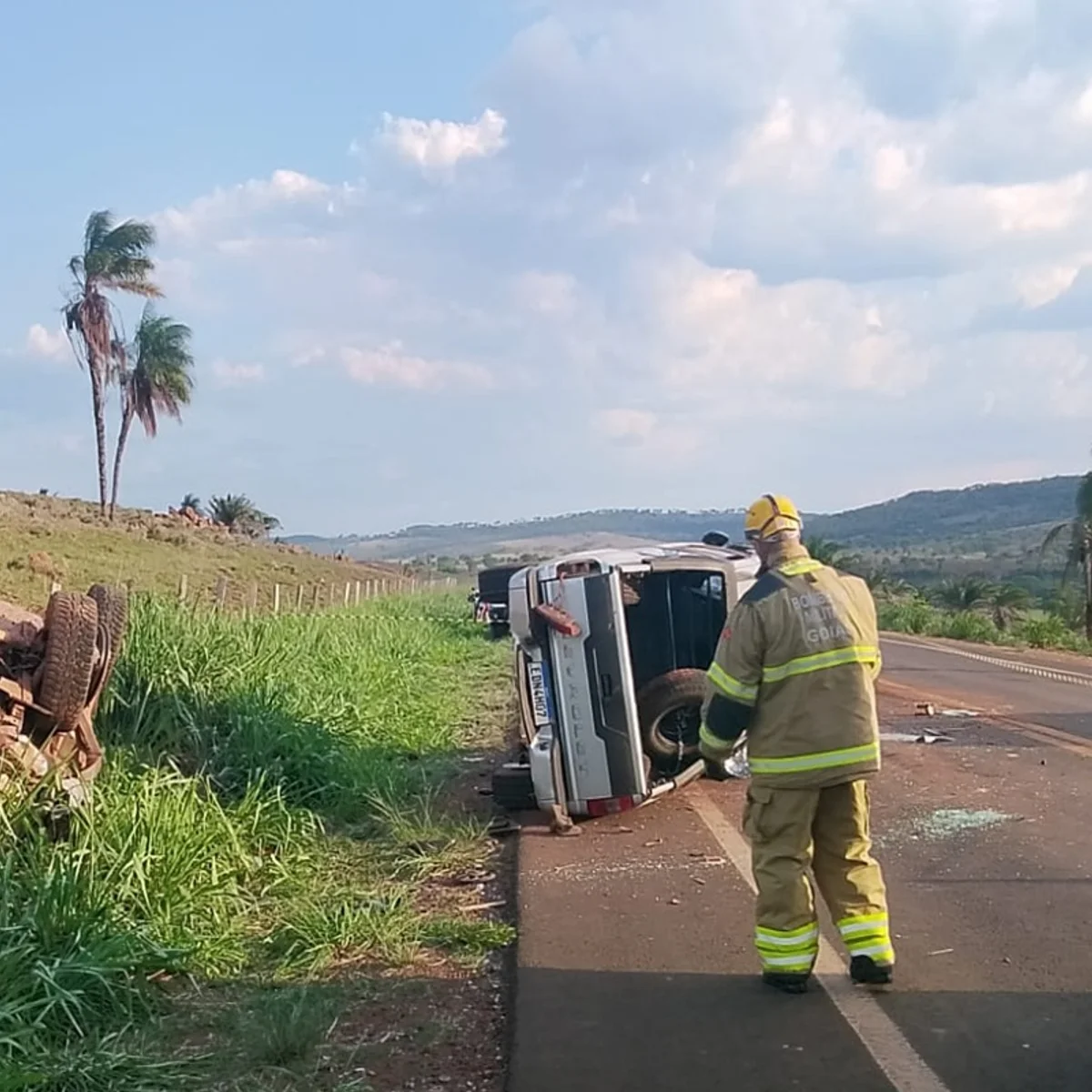 Casal de idosos morre em acidente entre duas caminhonetes em Goiás