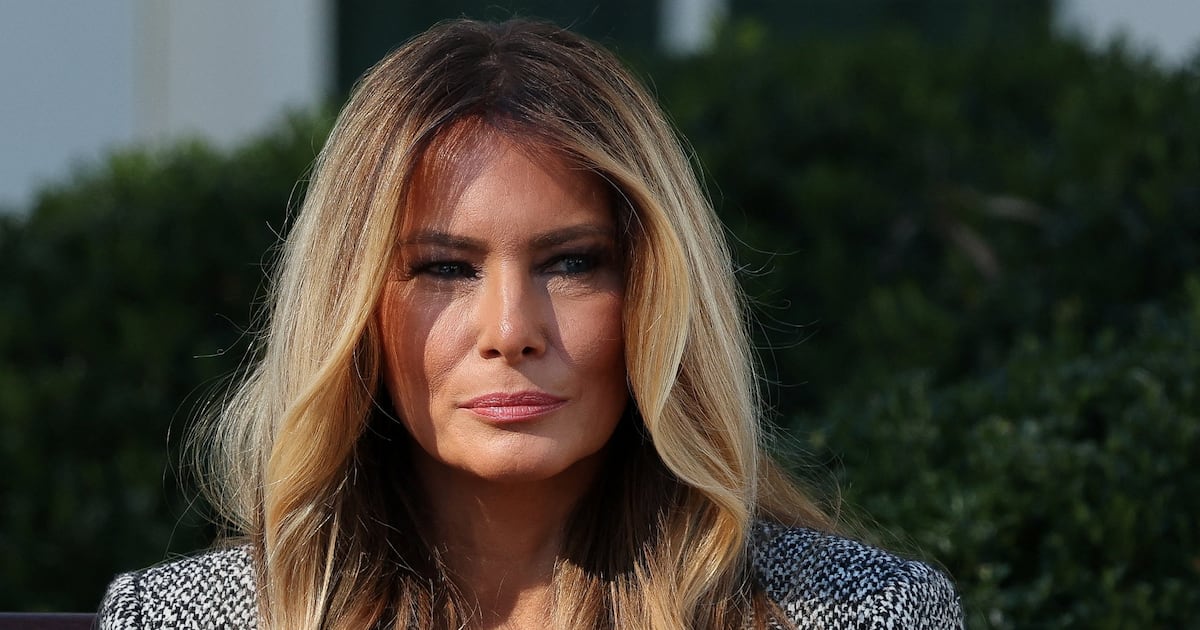 Melania Trump afirma que negociou um cessar-fogo na cidade ucraniana sob controle russo
