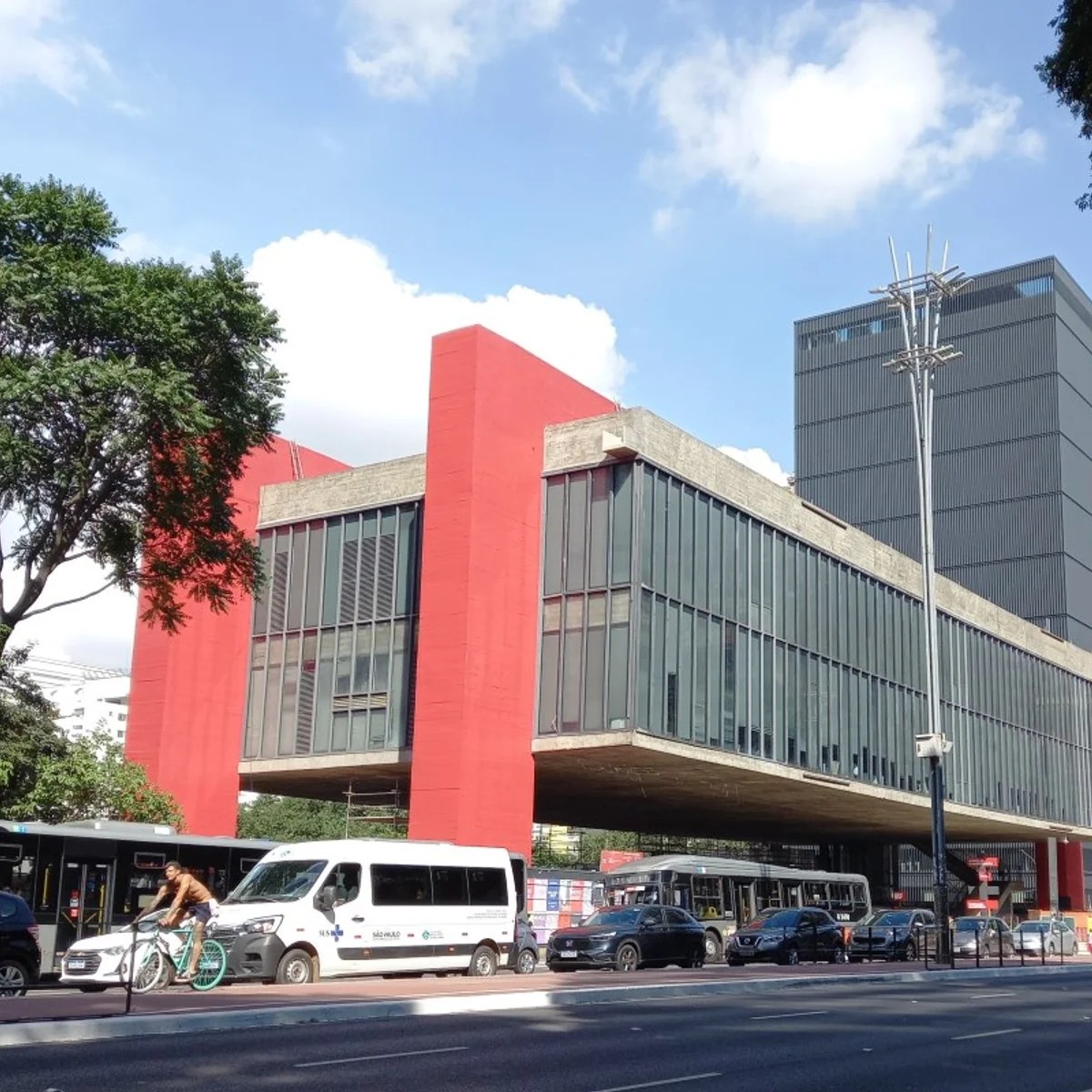 Masp terá entrada gratuita para público em geral no Dia dos Professores