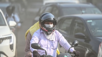 Sachin Ghude, the IITM scientist overseeing the lab, said a large chunk of particulate matter originated as secondary pollutants (Sanchit Khanna/ Hindustan Times)